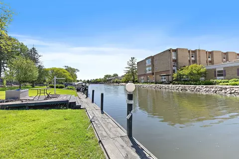 View/Area - 3415 Venice Ave, Mchenry, IL 60050 photo 1 of 15