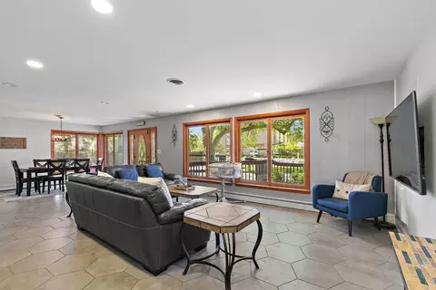 Living - 3415 Venice Ave, Mchenry, IL 60050 photo 2 of 2