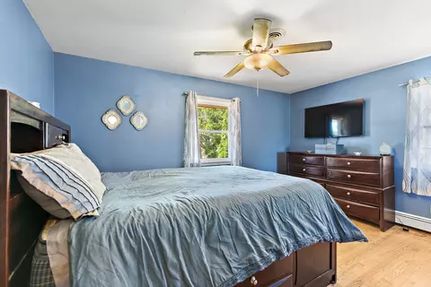 Bedroom - 3415 Venice Ave, Mchenry, IL 60050 photo 1 of 2