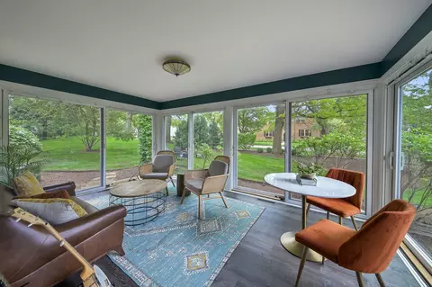 Exterior - 707 Gary Ct, Wheaton, IL 60187 photo 5 of 10