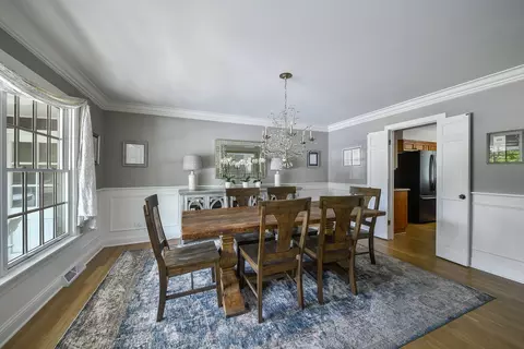 Dining - 707 Gary Ct, Wheaton, IL 60187 photo 3 of 3