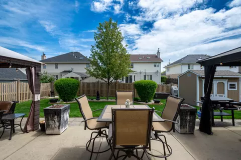 Exterior - 541 N 4th Ave, Addison, IL 60101 photo 2 of 8