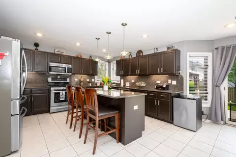 Kitchen - 541 N 4th Ave, Addison, IL 60101 photo 1 of 8