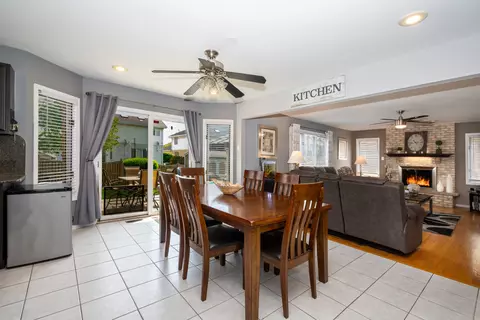 Dining - 541 N 4th Ave, Addison, IL 60101 photo 2 of 3