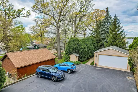 Exterior - 140 Eagle Point Rd, Fox Lake, IL 60020 photo 19 of 22