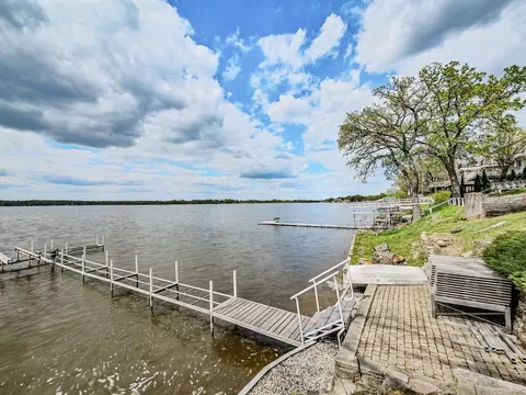 View/Area - 140 Eagle Point Rd, Fox Lake, IL 60020 photo 6 of 13