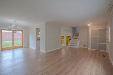Living - 106 S Elroy Ave, Bartlett, IL 60103 photo 2 of 4