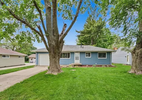 806 Ethel St, Saint Joseph, IL 61873