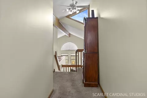 Entry Way - 91 Forestview Ln, Aurora, IL 60502 photo 2 of 2