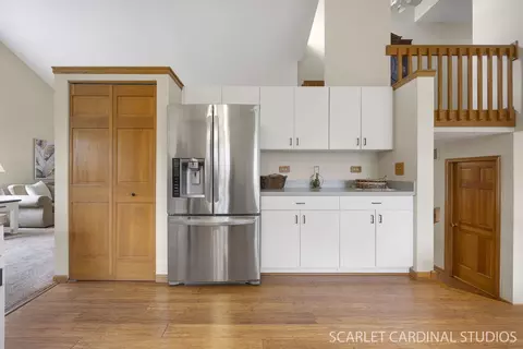 Kitchen - 91 Forestview Ln, Aurora, IL 60502 photo 2 of 2