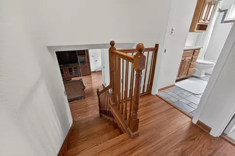 Entry Way - 849 Hemlock Dr, Sleepy Hollow, IL 60118 photo 3 of 4