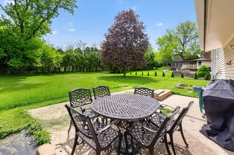Exterior - 849 Hemlock Dr, Sleepy Hollow, IL 60118 photo 3 of 8