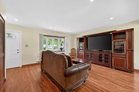 Other - 849 Hemlock Dr, Sleepy Hollow, IL 60118 photo 3 of 8
