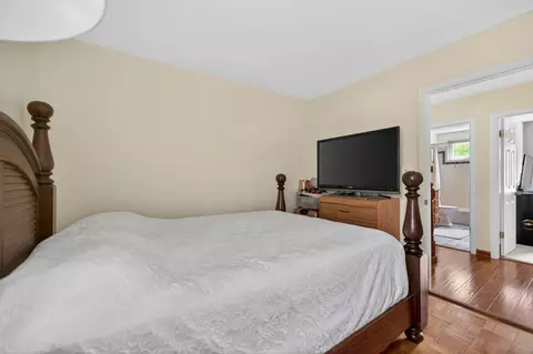 Bedroom - 849 Hemlock Dr, Sleepy Hollow, IL 60118 photo 2 of 6