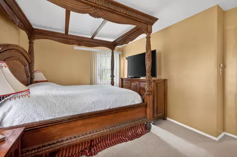 Bedroom - 849 Hemlock Dr, Sleepy Hollow, IL 60118 photo 4 of 6