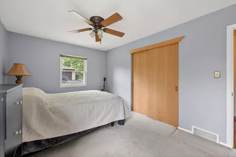 Bedroom - 849 Hemlock Dr, Sleepy Hollow, IL 60118 photo 6 of 6