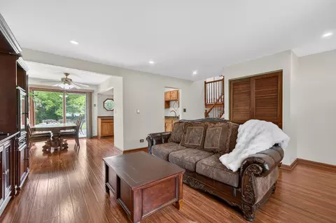 Living - 849 Hemlock Dr, Sleepy Hollow, IL 60118 photo 1 of 3