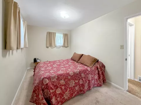 Bedroom - 1411 Mark Dr, Freeport, IL 61032 photo 4 of 4