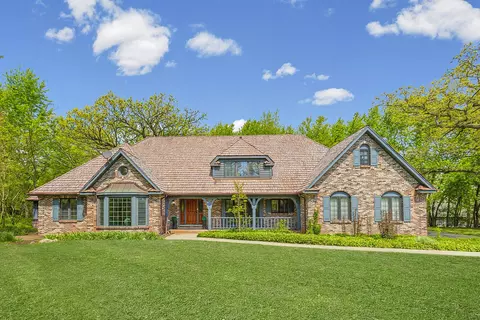 37100 N Thoroughbred Dr, Wadsworth, IL 60083