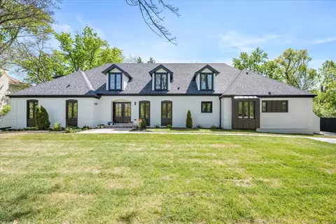 1975 Sunset Ridge Rd, Northfield, IL 60093