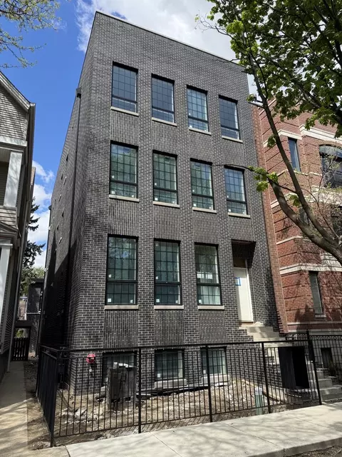 3820 N Damen Ave #3, Chicago, IL 60618