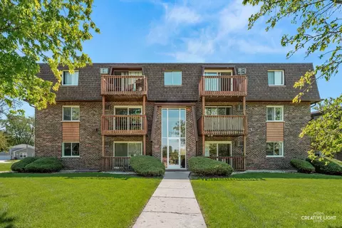 19330 Wolf Rd #9, Mokena, IL 60448