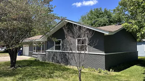 211 E Cleveland St, West Frankfort, IL 62896