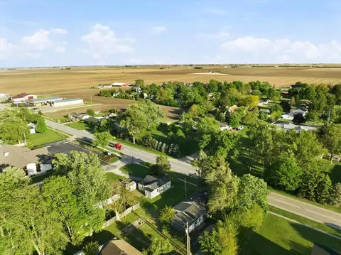 717 E Cemetery Ave, Chenoa, IL 61726 photo 25