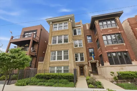 1468 W Balmoral Ave #3, Chicago, IL 60640