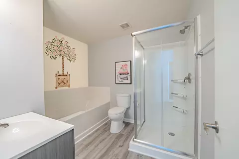 Bath - 24104 Primrose Cir, Plainfield, IL 60585 photo 1 of 4