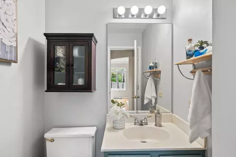 Bath - 364 Millwood Dr, Bartlett, IL 60103 photo 1 of 5