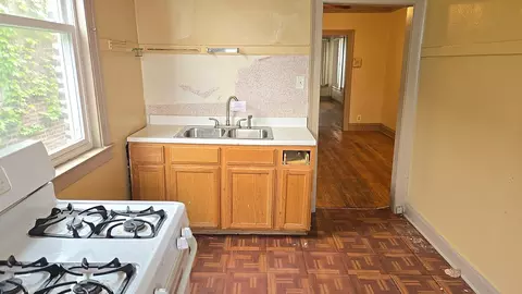 Kitchen - 7627 S Bennett Ave, Chicago, IL 60649 photo 1 of 1