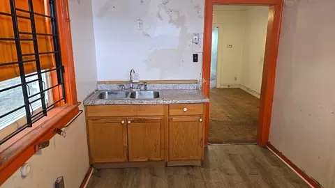 Other - 7627 S Bennett Ave, Chicago, IL 60649 photo 4 of 8