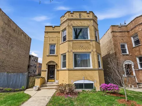 6710 N Artesian Ave, Chicago, IL 60645