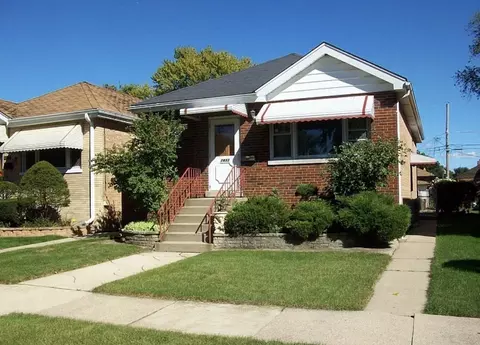 2433 S Keystone Ave, North Riverside, IL 60546