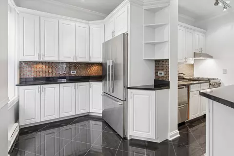 Kitchen - 70 E Scott St #306, Chicago, IL 60610 photo 1 of 3