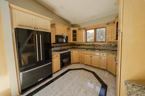 Kitchen - 24112 W Joseph Ave, Plainfield, IL 60544 photo 1 of 2