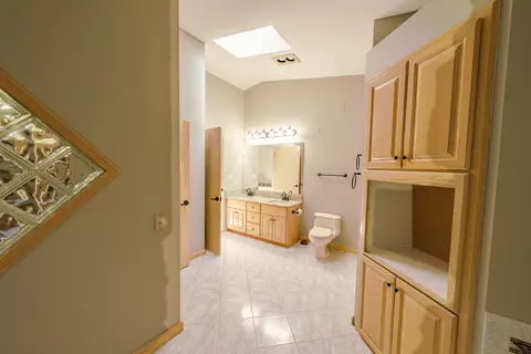 Bath - 24112 W Joseph Ave, Plainfield, IL 60544 photo 1 of 3