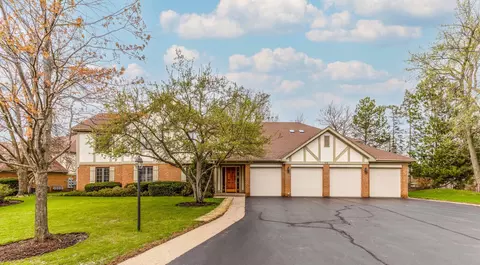 930 Ivy Ln #D, Deerfield, IL 60015