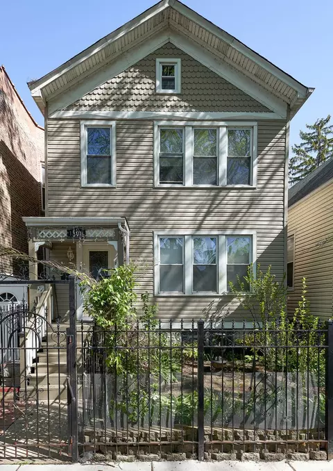 1506 W Victoria St, Chicago, IL 60660