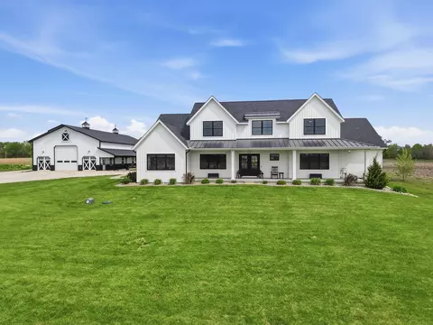 15878 N 2120 Ave, Geneseo, IL 61254