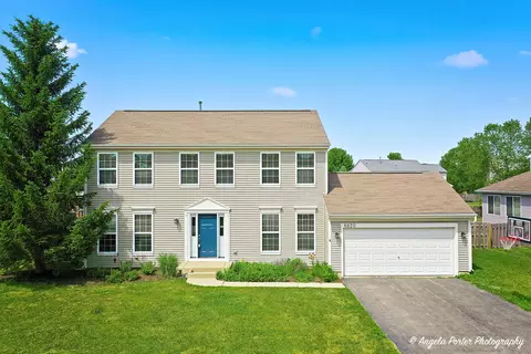 6820 Ayre Dr, Mchenry, IL 60050