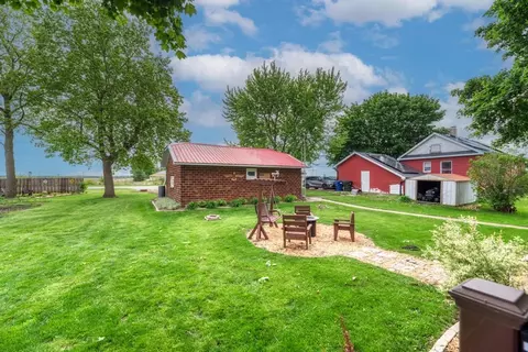 Exterior - 104 N Cedar St, Gardner, IL 60424 photo 11 of 16