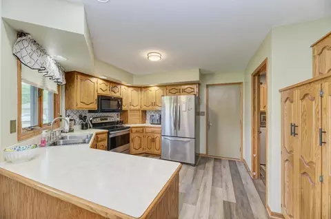 Kitchen - 104 N Cedar St, Gardner, IL 60424 photo 1 of 2