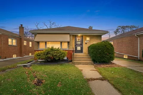 13921 S Stewart Ave, Riverdale, IL 60827