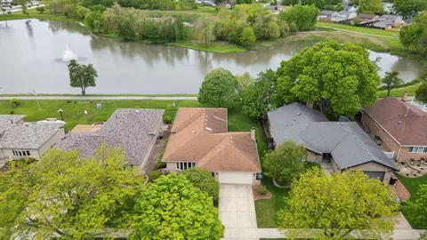 16170 Marigold Pl, Orland Hills, IL 60487