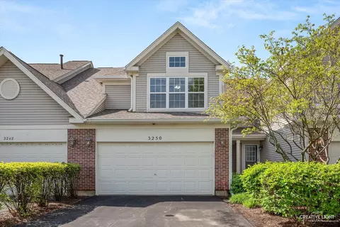 3250 Cool Springs Ct, Naperville, IL 60564