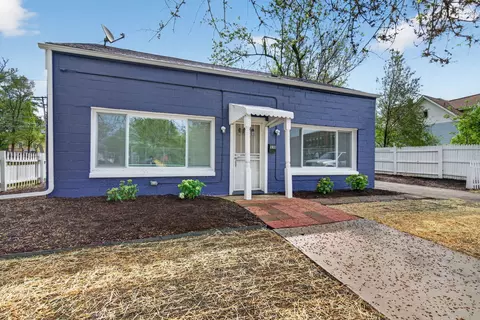 330 Harwood St, Joliet, IL 60432