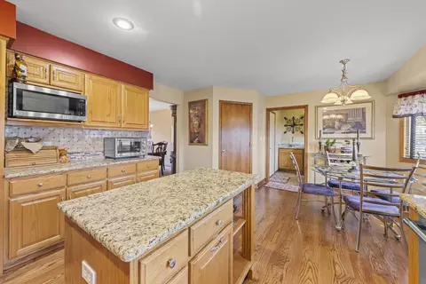 Kitchen - 9001 E Mcevilly Rd, Minooka, IL 60447 photo 2 of 3