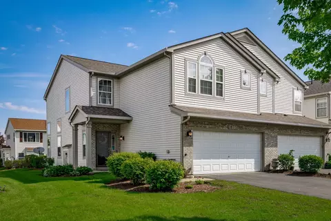 1877 Candlelight Cir, Montgomery, IL 60538